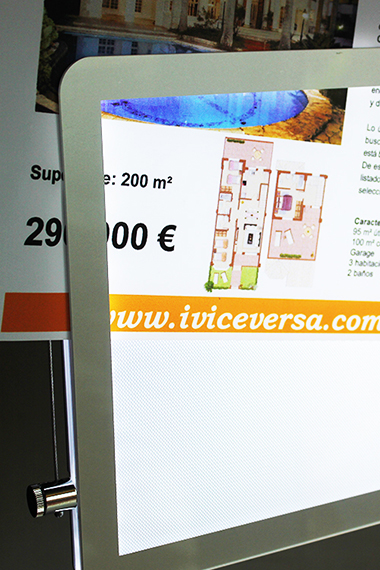 cartel escaparate inmobiliaria, Carpeta LED, portacarteles led